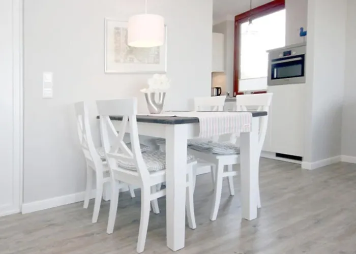 Gmelinstra_e 5a_ Whg_ 3a_ By De Wyk Lägenhet *